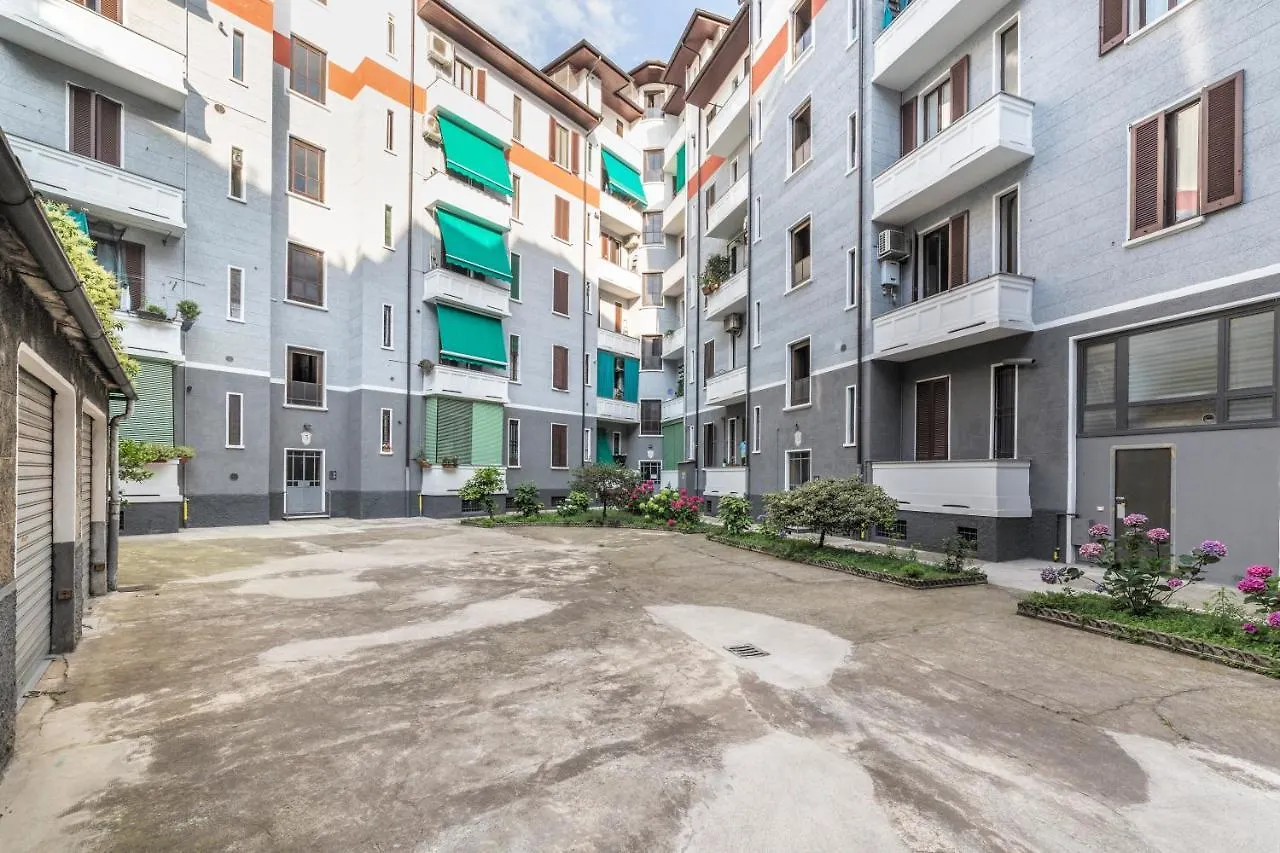 דירה מילאנו Isola District & Istria M5 Apt! איטליה